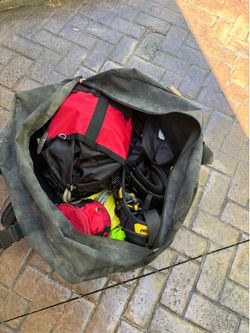 Ropes/climbing gear