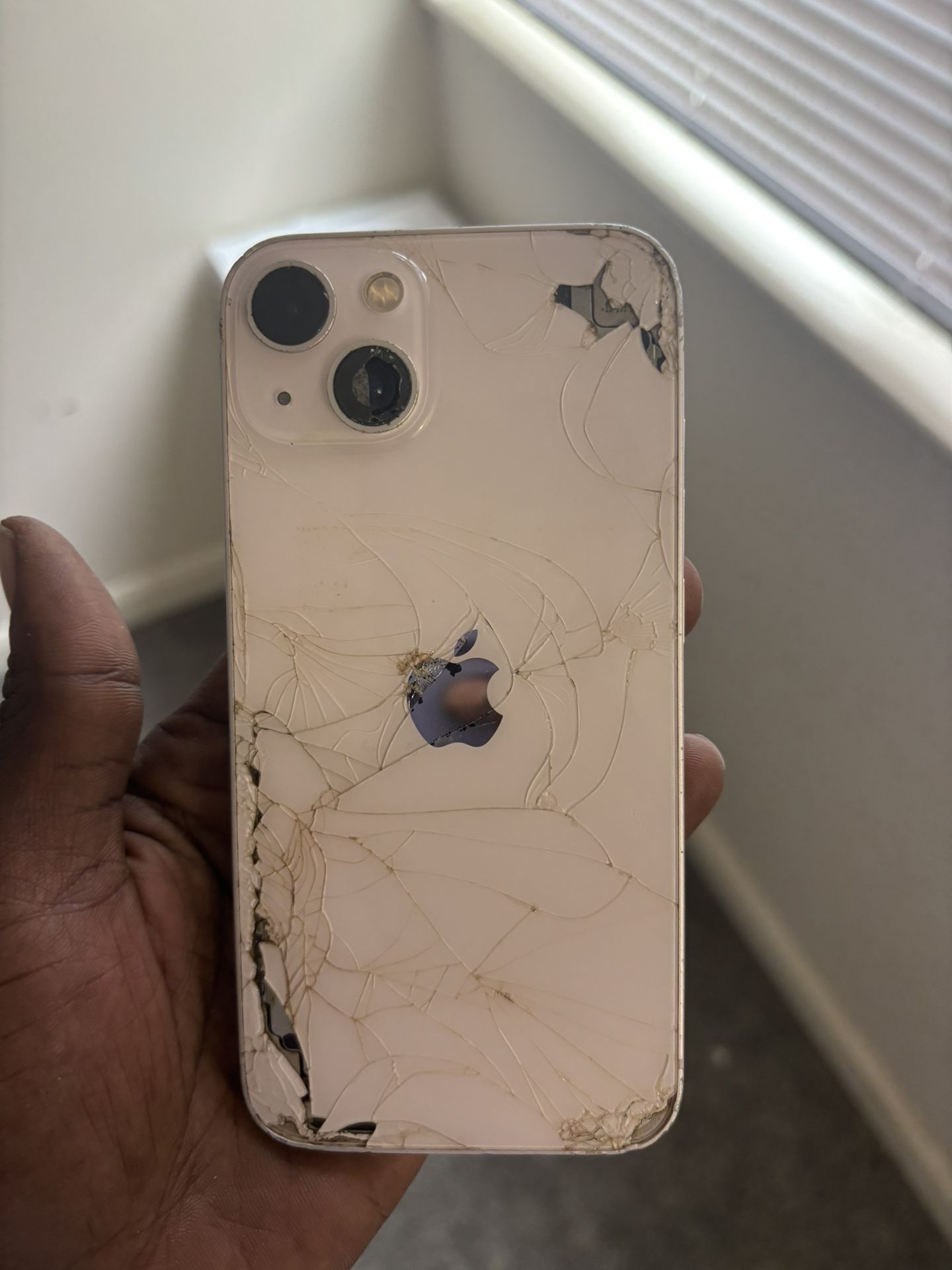 iPhone 14