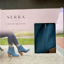 Serra Woman’s Boots “new”