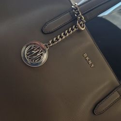 Purse DKNY