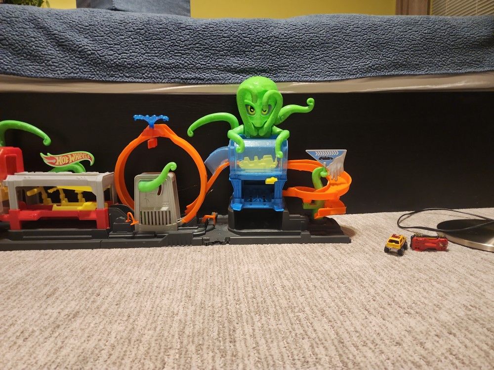 Hot Wheels Car Wash