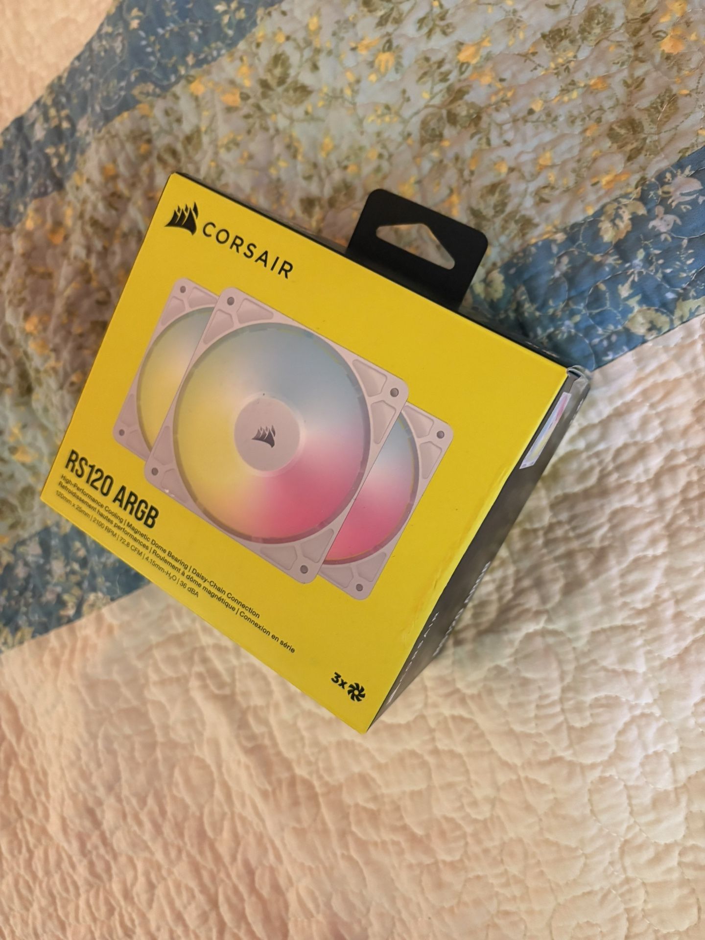 1 Corsair RS120 ARGB Fan