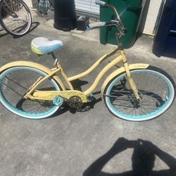 Huffy Bike Beach Cruiser 