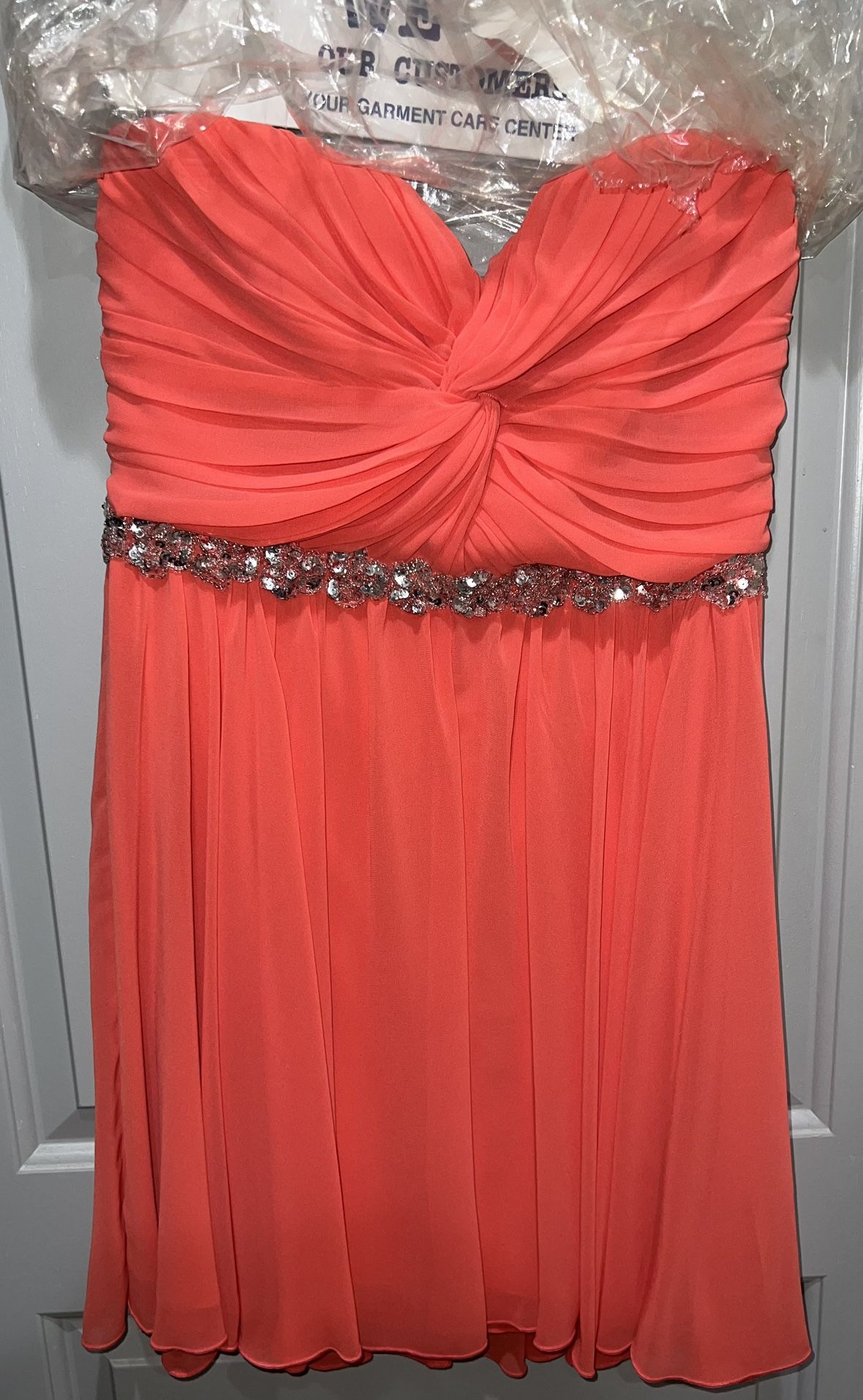 Coral Pink Prom/Event Dress