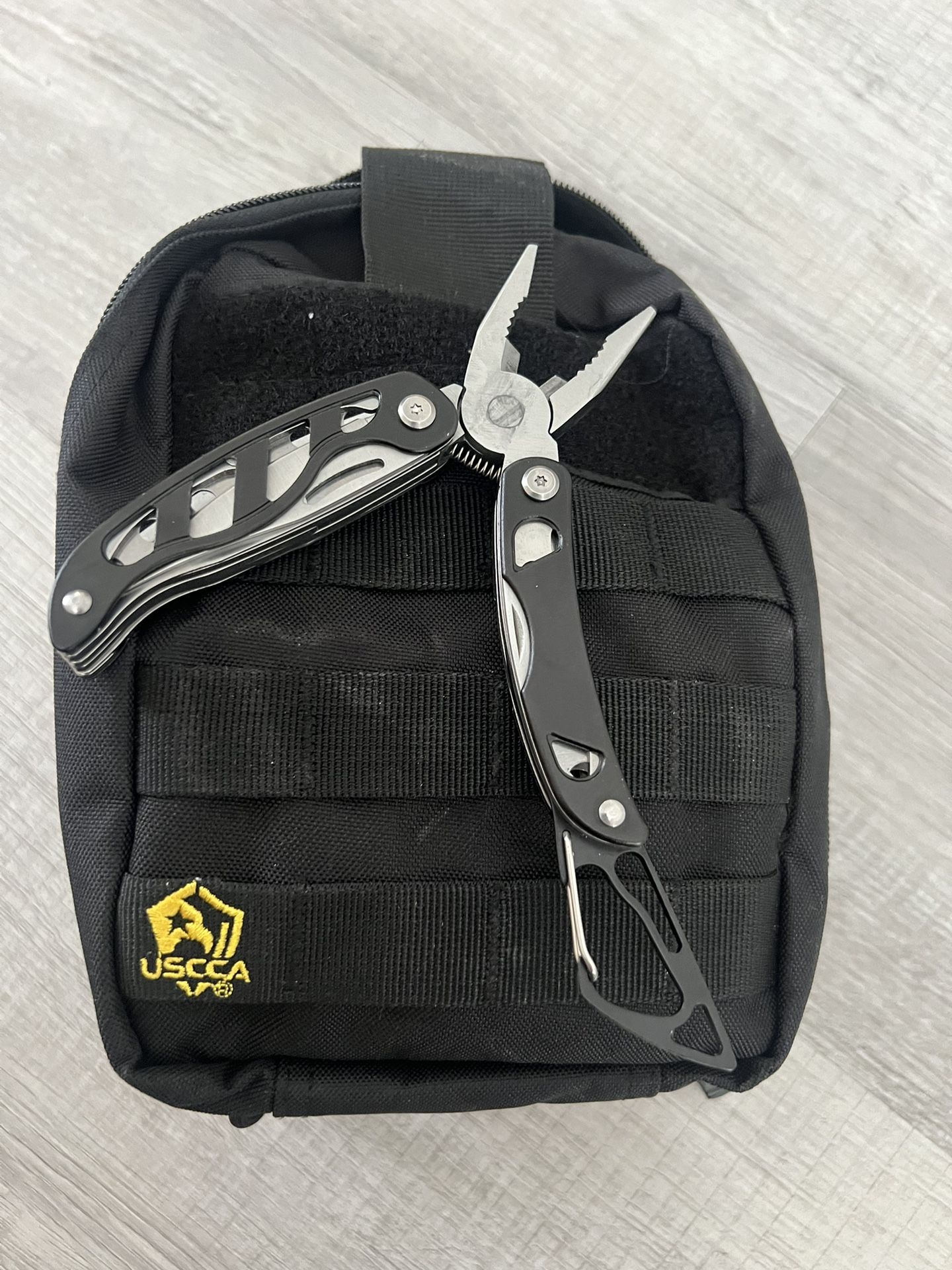 Survivors/Emergency Kit With Backpack $30