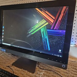 Nice 25" Touchscreen All In One Computer 