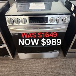 6.3 Cu. Ft. Smart Electric Range With Fan Convection,  Air Fry And Easy Clean