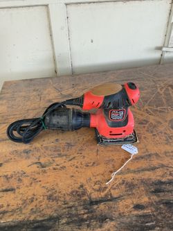 Black and Decker Sander.    $20 Cash.    South Austin.