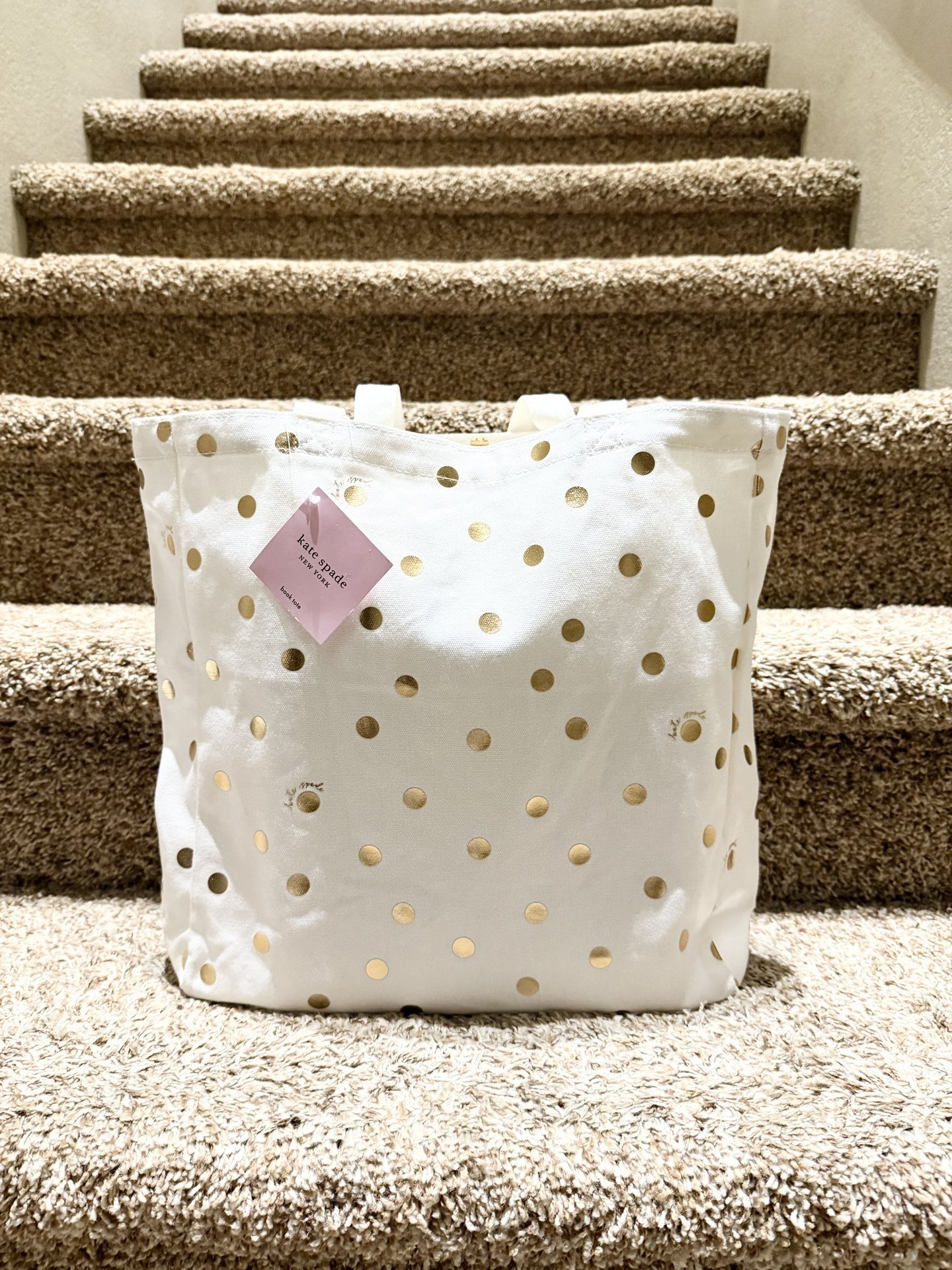 💲9.5👛 Kate Spade New York Gold Dot With Script Canvas Book Tote