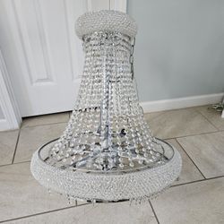 CRYSTAL CHANDLER. LAMPARA DE CRYSTAL 