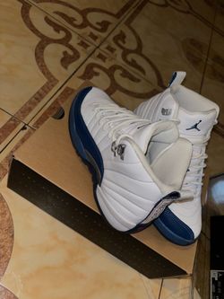 Boys shoes