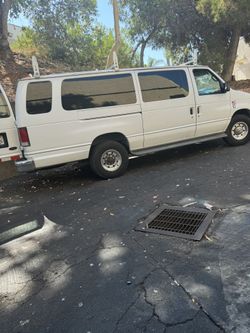 2001 Ford E-350