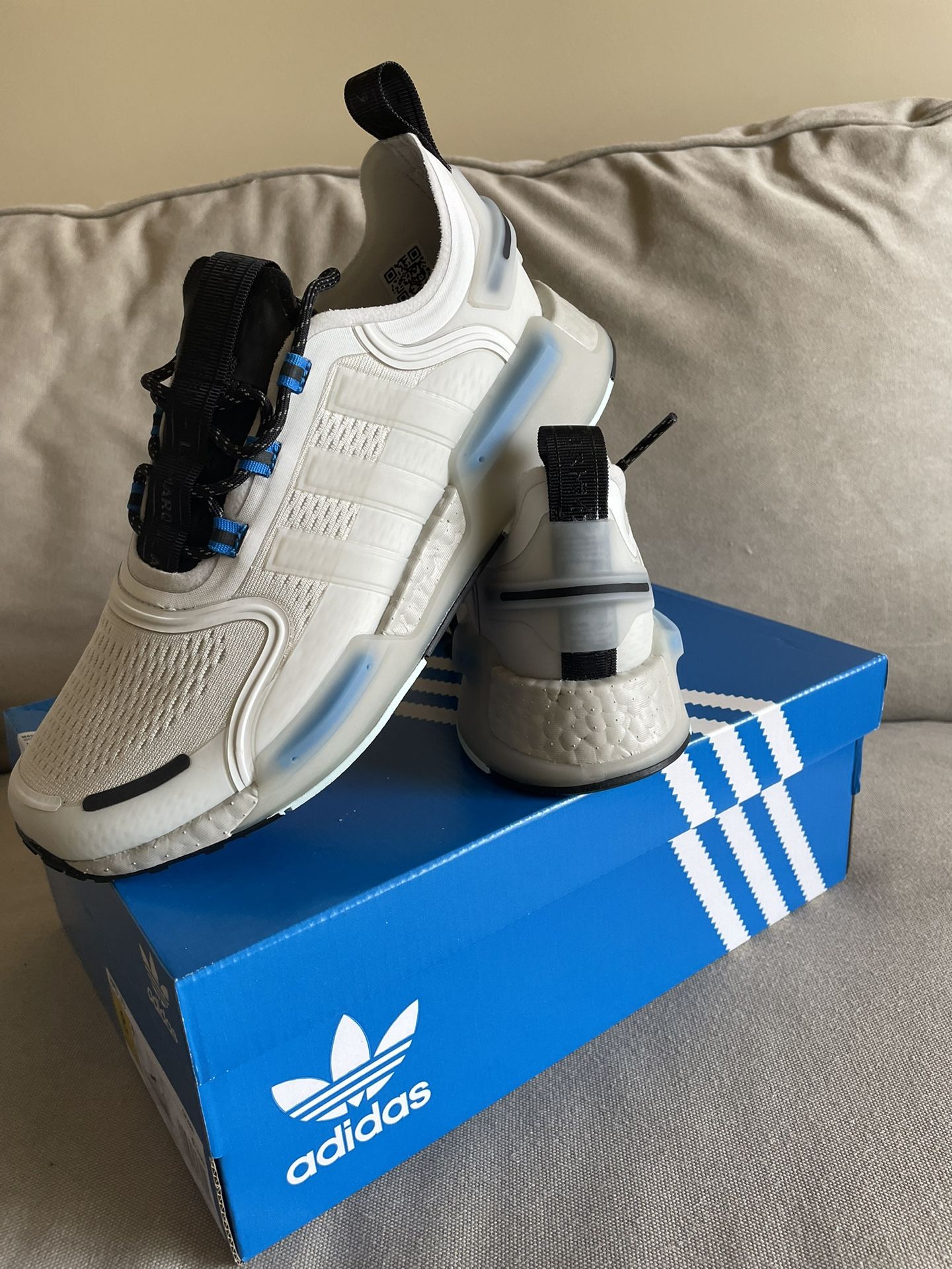 Adidas NMD V3