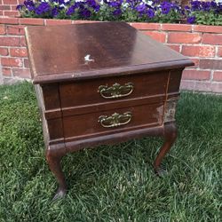 Mersman Vintage Side Table