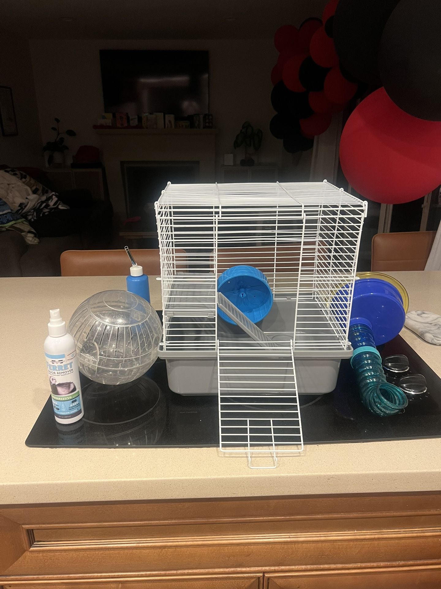 Hamster Cage / Small Animal Products