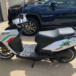 150cc Scooter