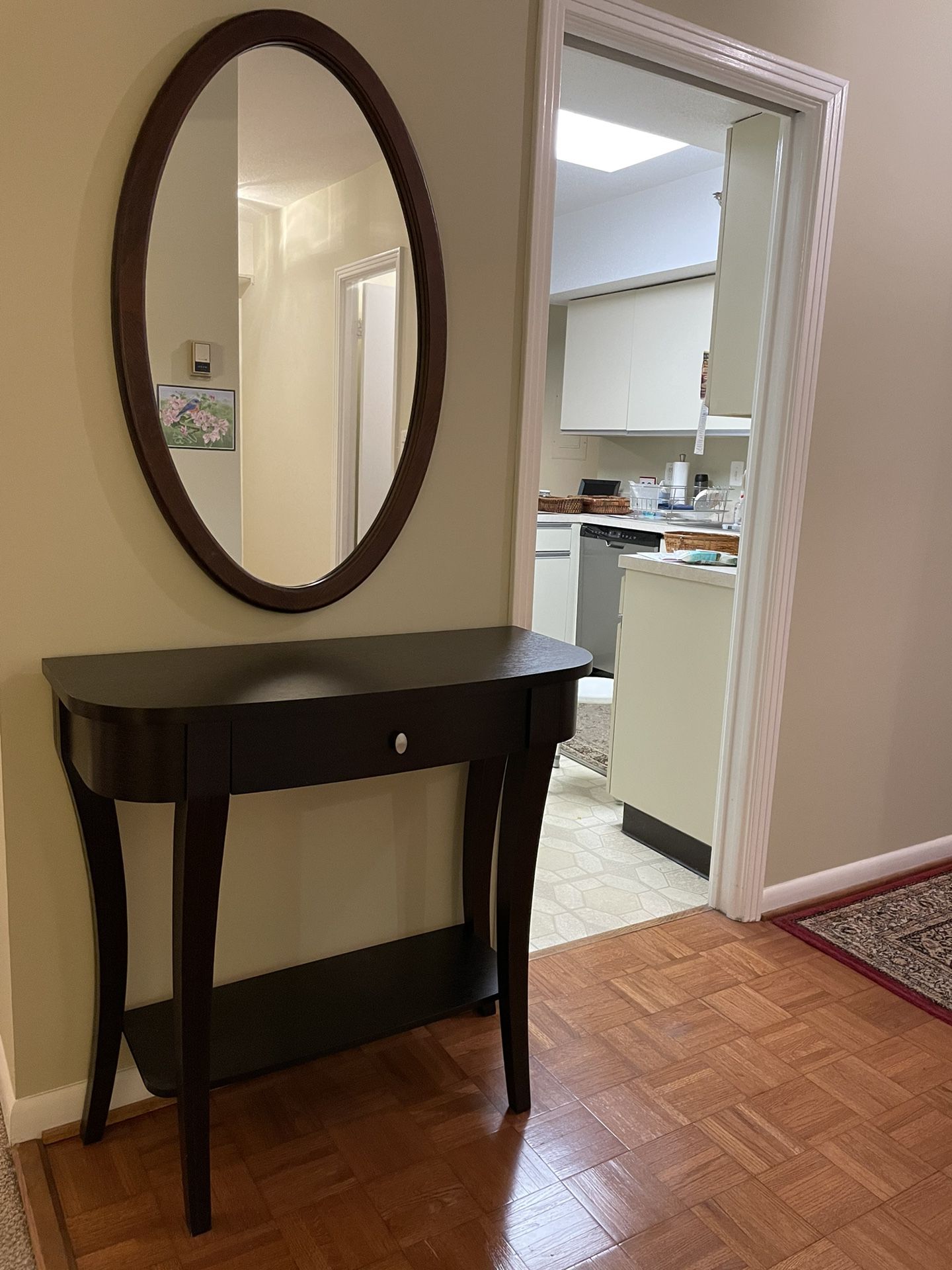 Foyer Table And Mirror 