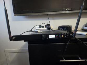 Shure Ulxd4 With Rack Mount