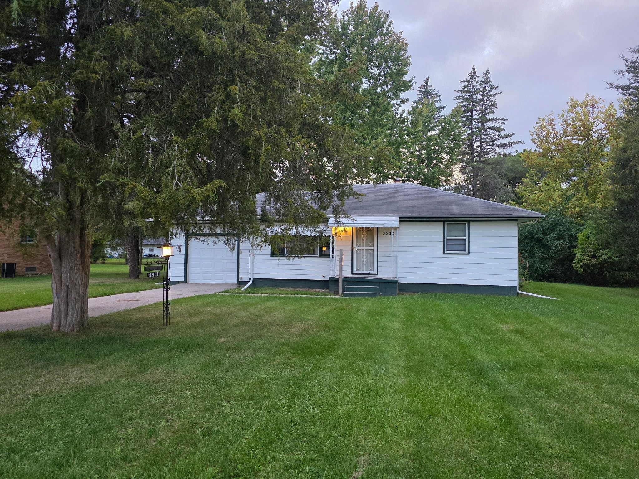 3230 Yauck (Buena Vista)