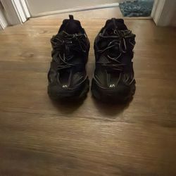 balenciaga tracks