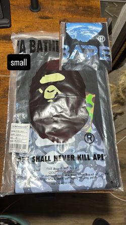 A Bathing Ape BAPE T-Shirt Size Small