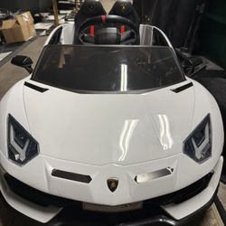 White Lamborghini Svj Kids Ride On 12 V Toy Car