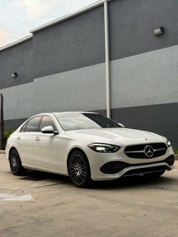 2022 Mercedes C300