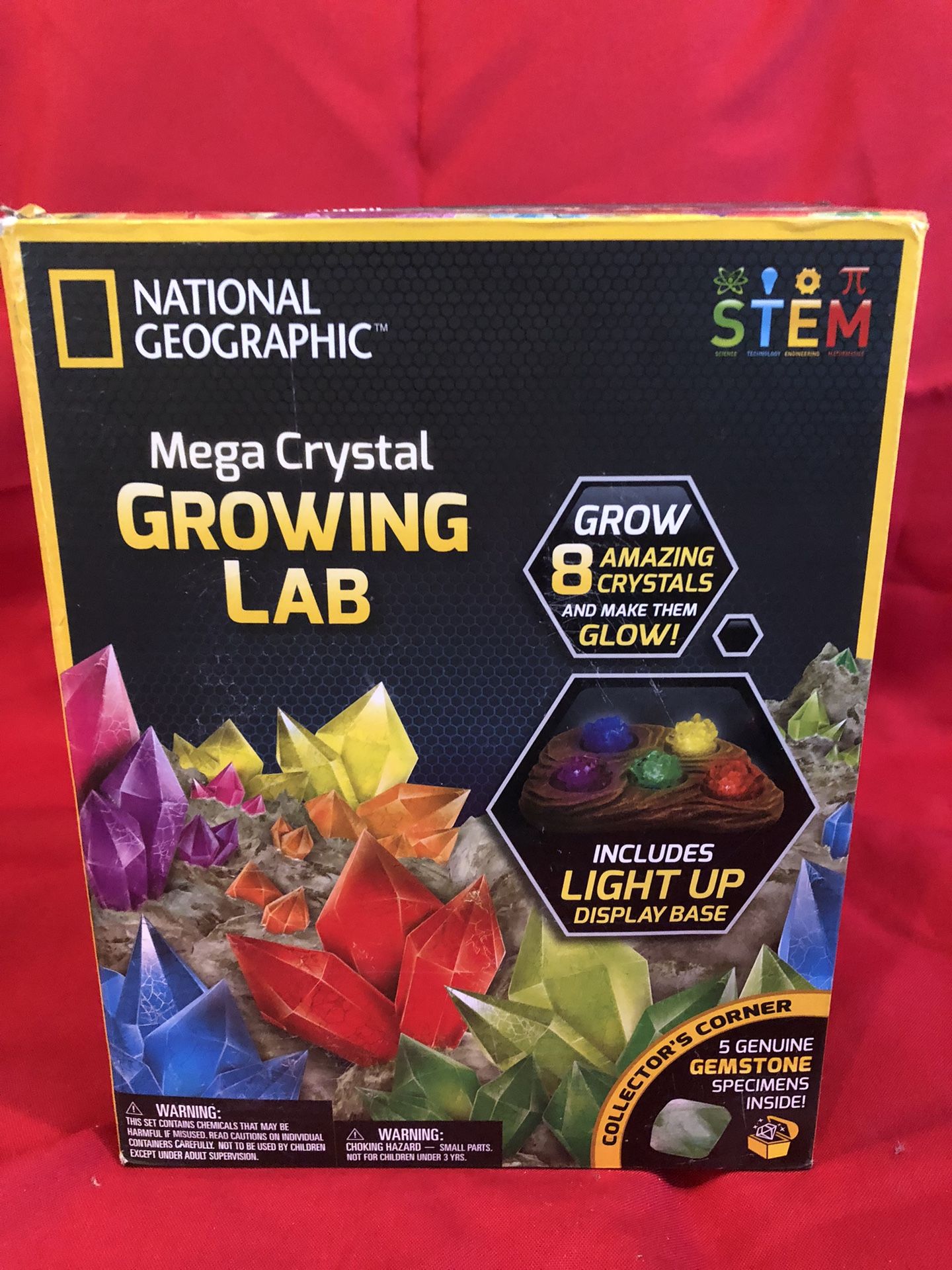 National Geographic Mega Crystal Growing Lab, a STEM chemistry kit