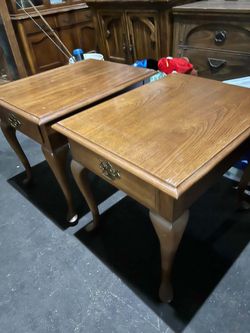 Side Tables 
