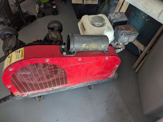 Northstar gasoline air compressor 13.7 CFM (runs well)