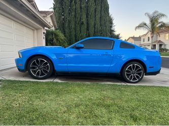 2010 Ford Mustang