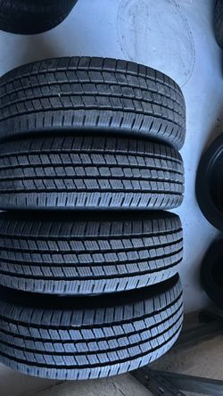 255/70/18 kumho