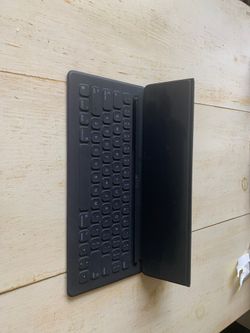 Apple Smart Keyboard for the 12.9 inch iPad Pro