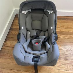 Nuna Pipa RX Car Seat / Infant Carrier