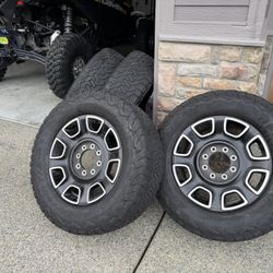 2024 Ford F350 Factory Wheels - Tires