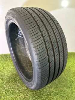 235 40 18    Michelin  Primacy mxm4  One Used Tire 80% Life 