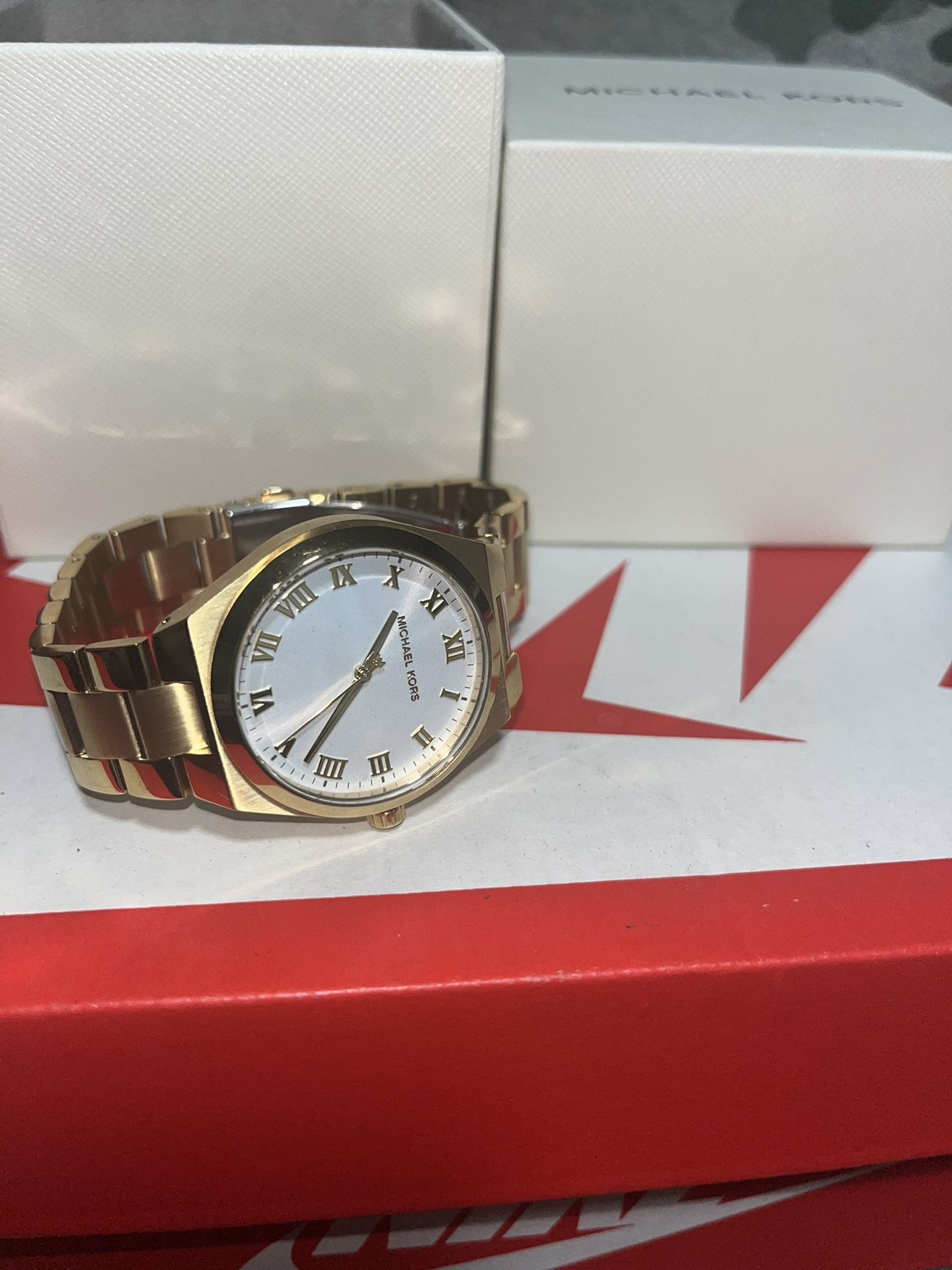 MICHAEL KORS MK7391 Lennox Women's Gold-Tone Watch BNWT Gift Box $200