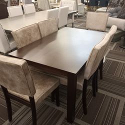 7pc Dining Room Set 