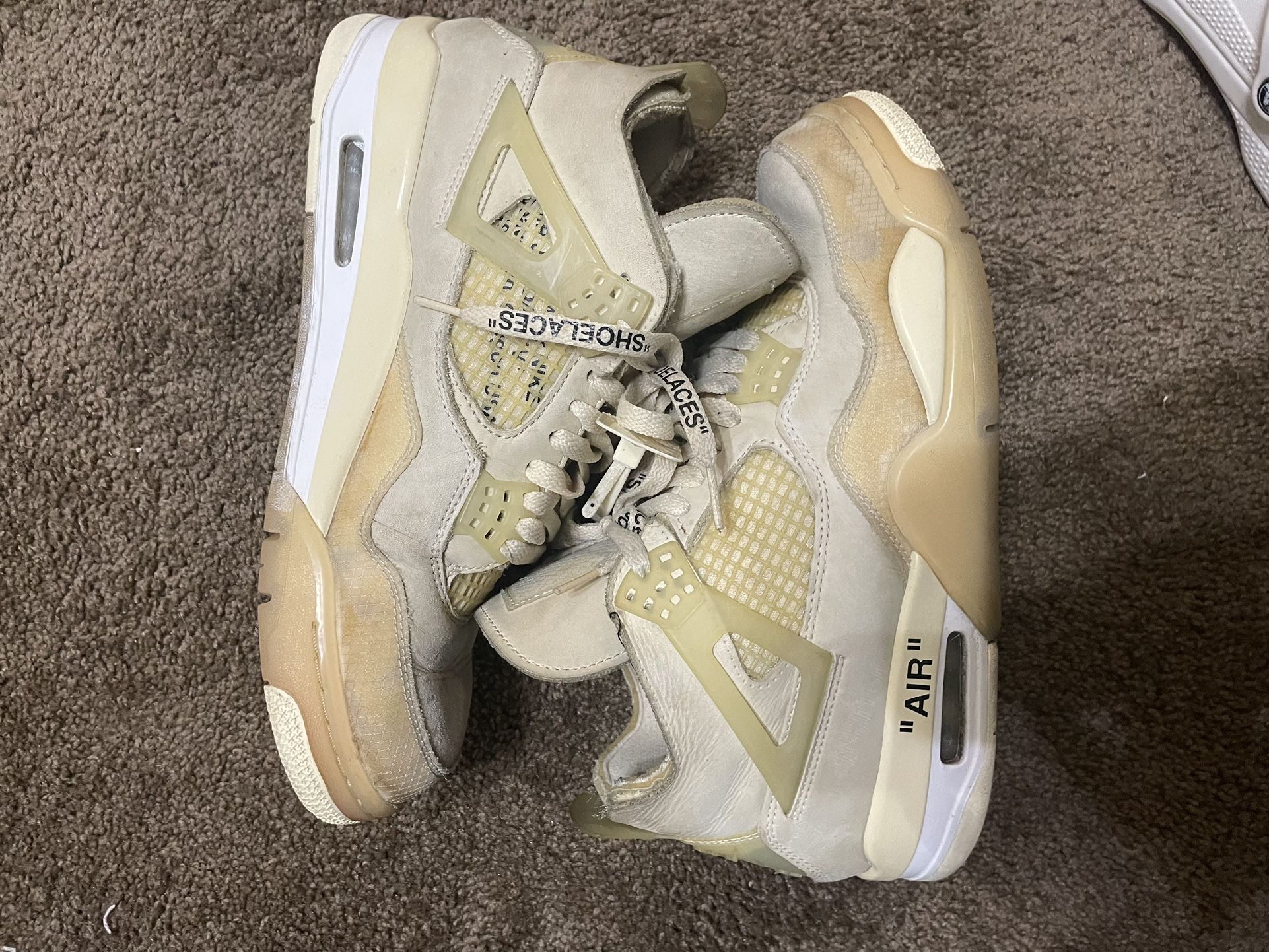 Jordan 4 Retro Off Whites