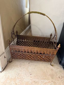 Wrought iron magazine rack