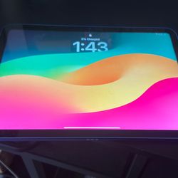 iPad 10th Gen 256GB Space