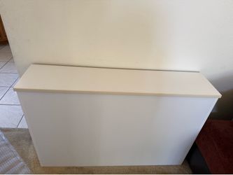 Storage cabinet