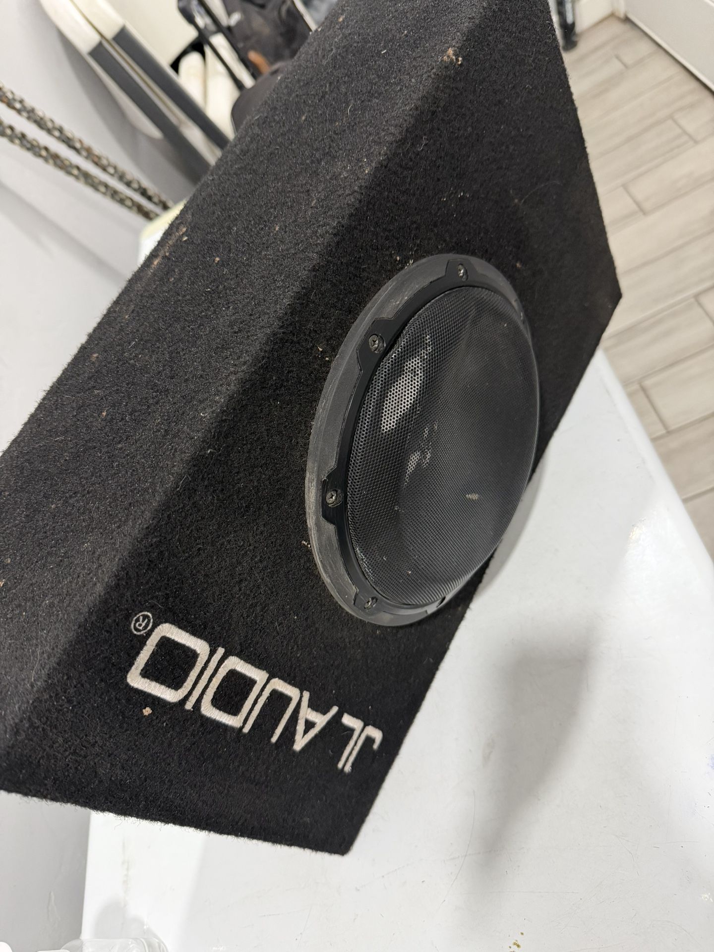 10” Powered Subwoofer, Built In Amp