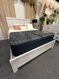 4 PC QUEEN BEDROOM SET