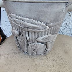 Galvanized Metal Planter Bucket,3D Raised mushrooms mushroom design with handles  new with tag