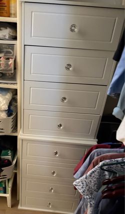 End tables comes with feet
