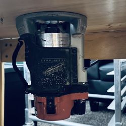 Milwaukee Router 5615-29