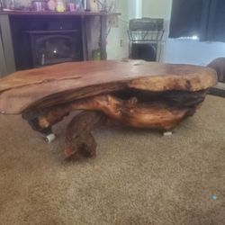 Beautiful Custom Made Solid Wood Vintage Coffee table 