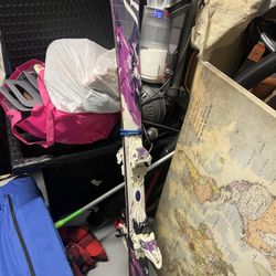 Female Skis