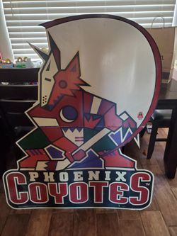 Coyotes Cardboard Sign